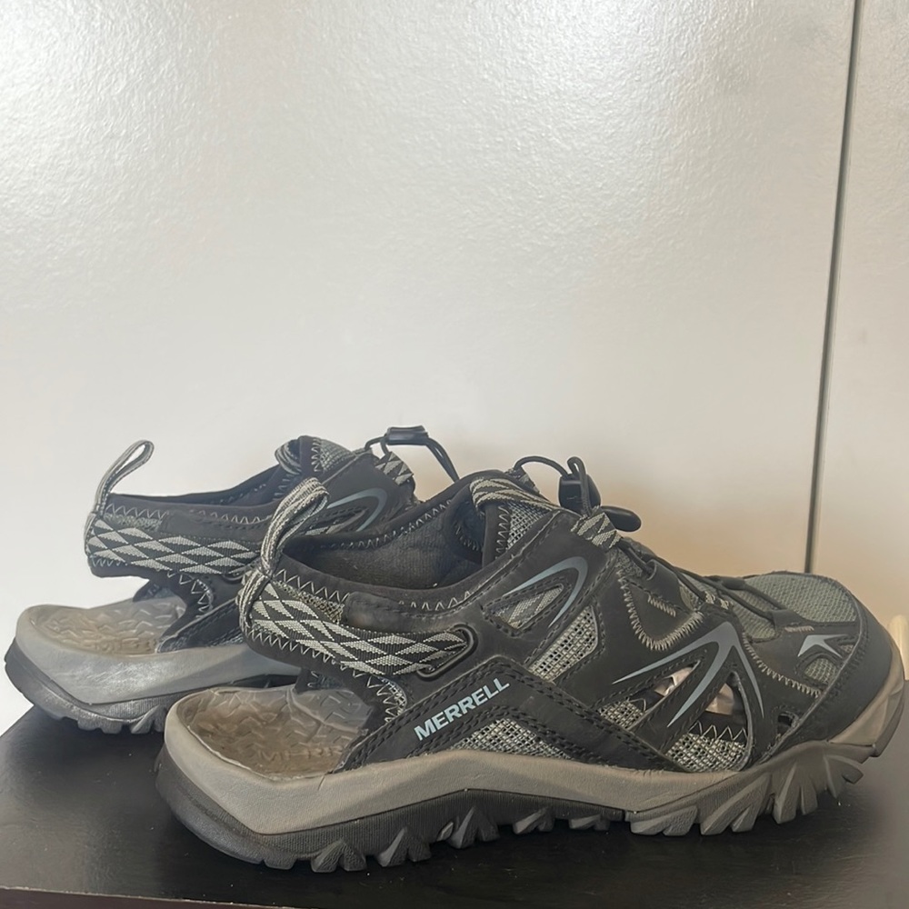 Like new Merrell sandals - comfortable.  Waterproof. Hiking or kayaking